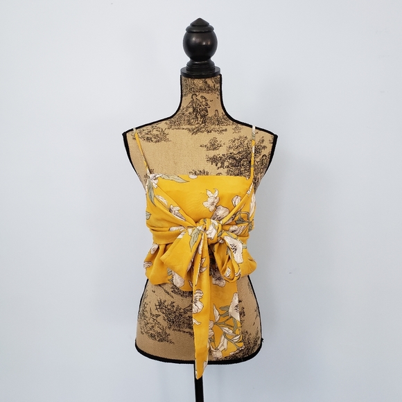 J.O.A. Tops - J.O.A Floral Crop Top